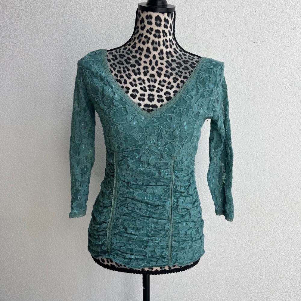 Studio Y teal lace long sleeve top with floral embroidery 3/4 sleeves